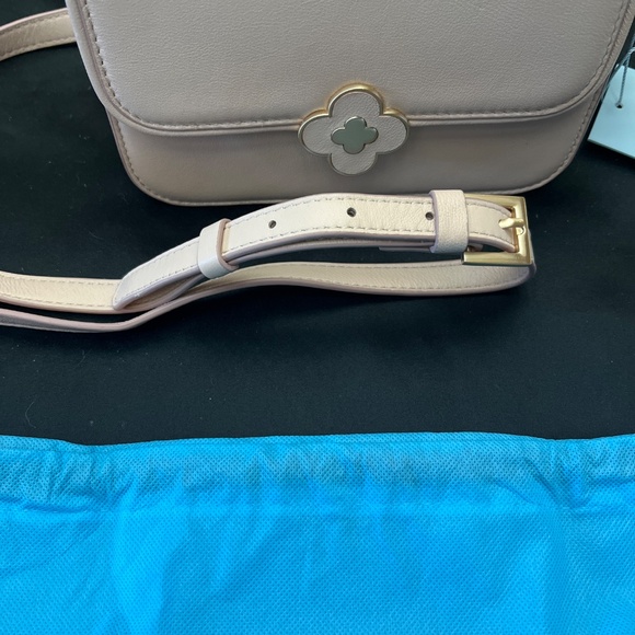 NWT Antonio Melani Hallie Crossbody Leather Bag. - Picture 5 of 15